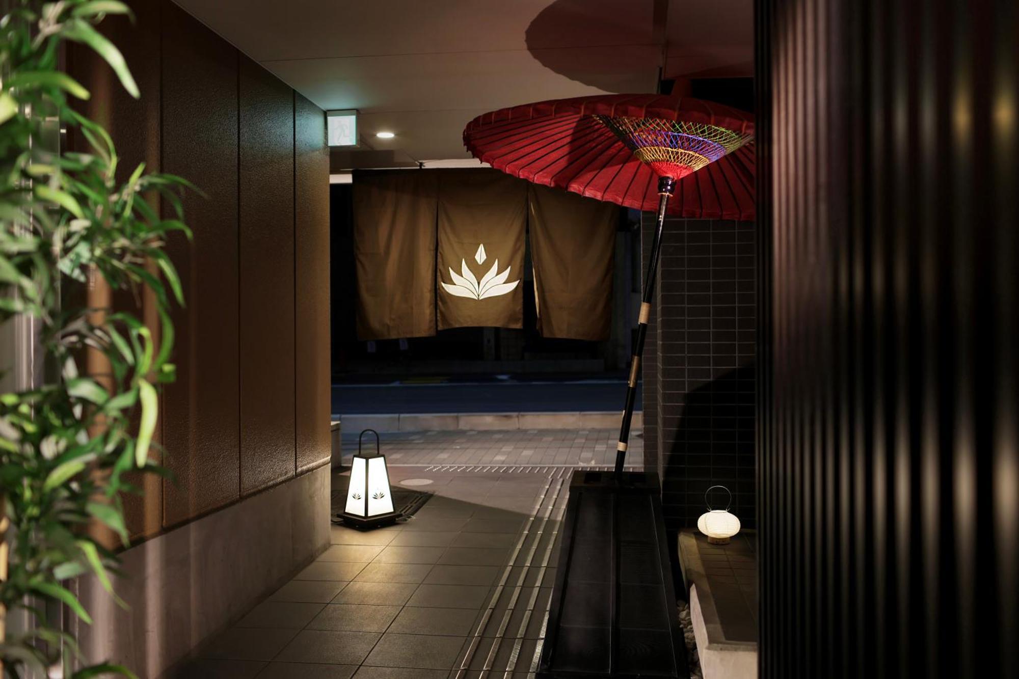 Marutamachi Crystal Hotel Киото Экстерьер фото